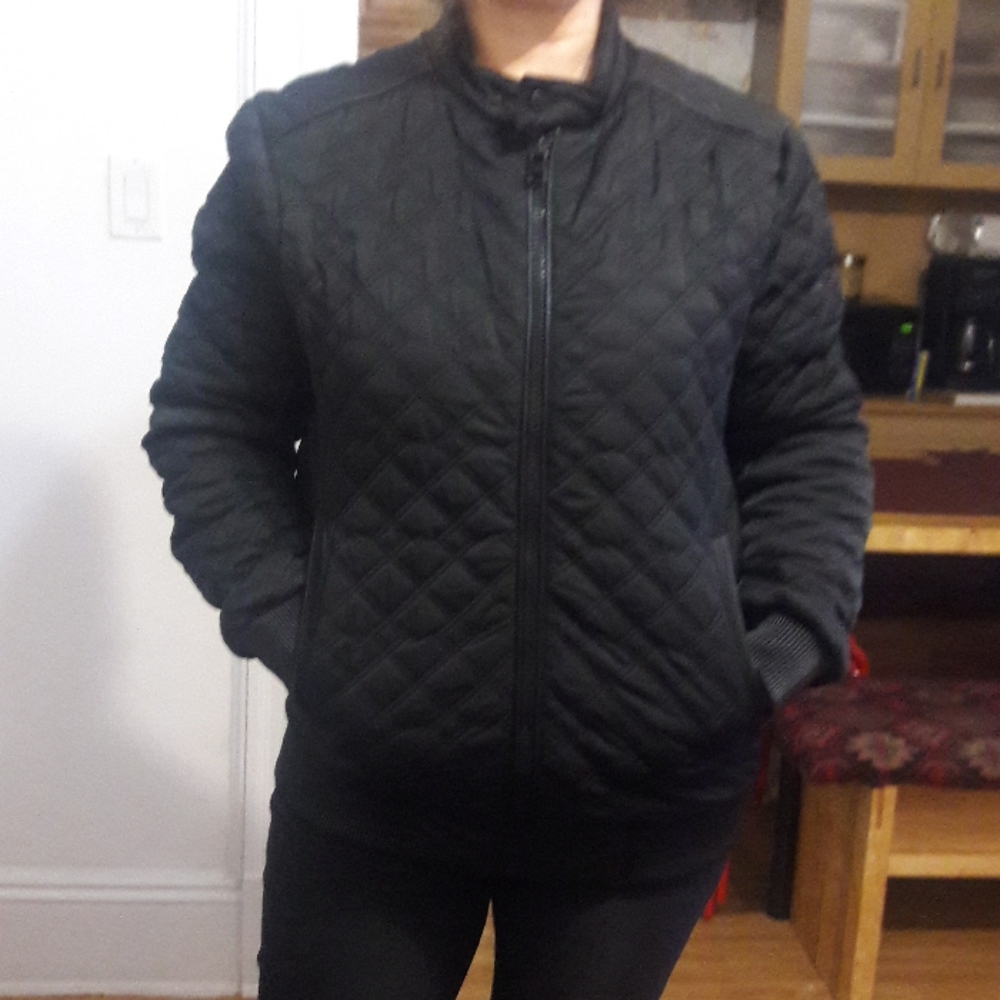 TAHARI jacket